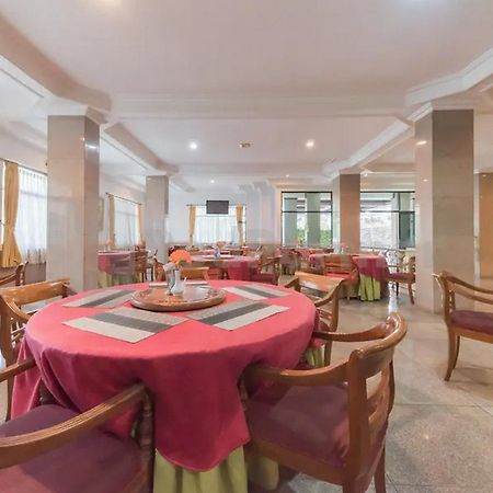Hotel Ayong Linggarjati Kuningan Mitra Reddoorz Екстериор снимка